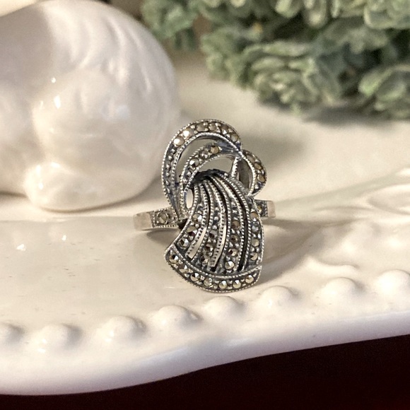 Sterling Marcasite pave ring - Picture 1 of 7
